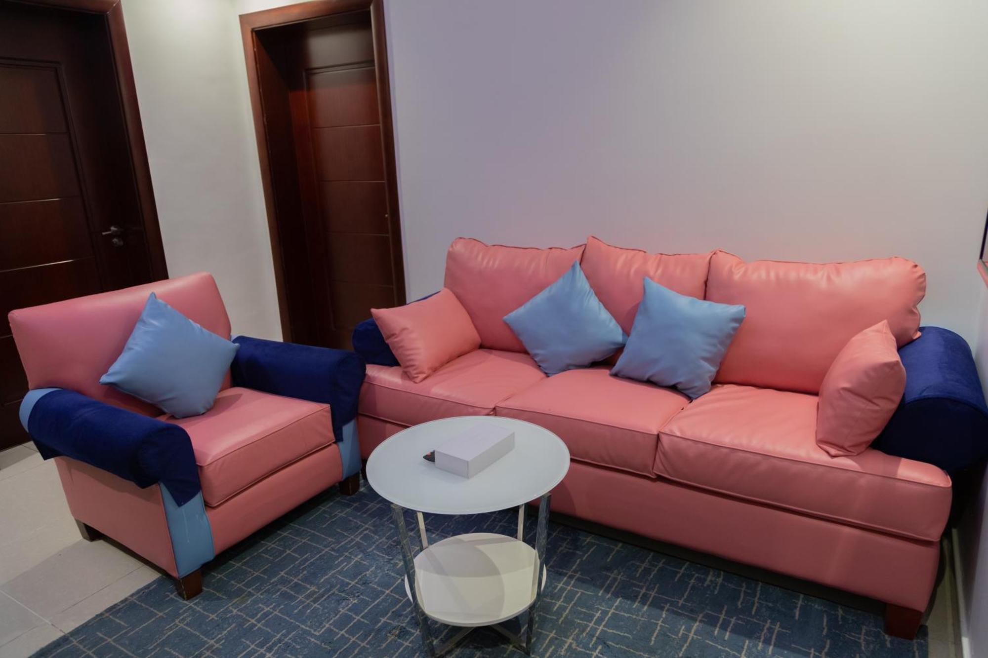 Carawan Hotel 3*
