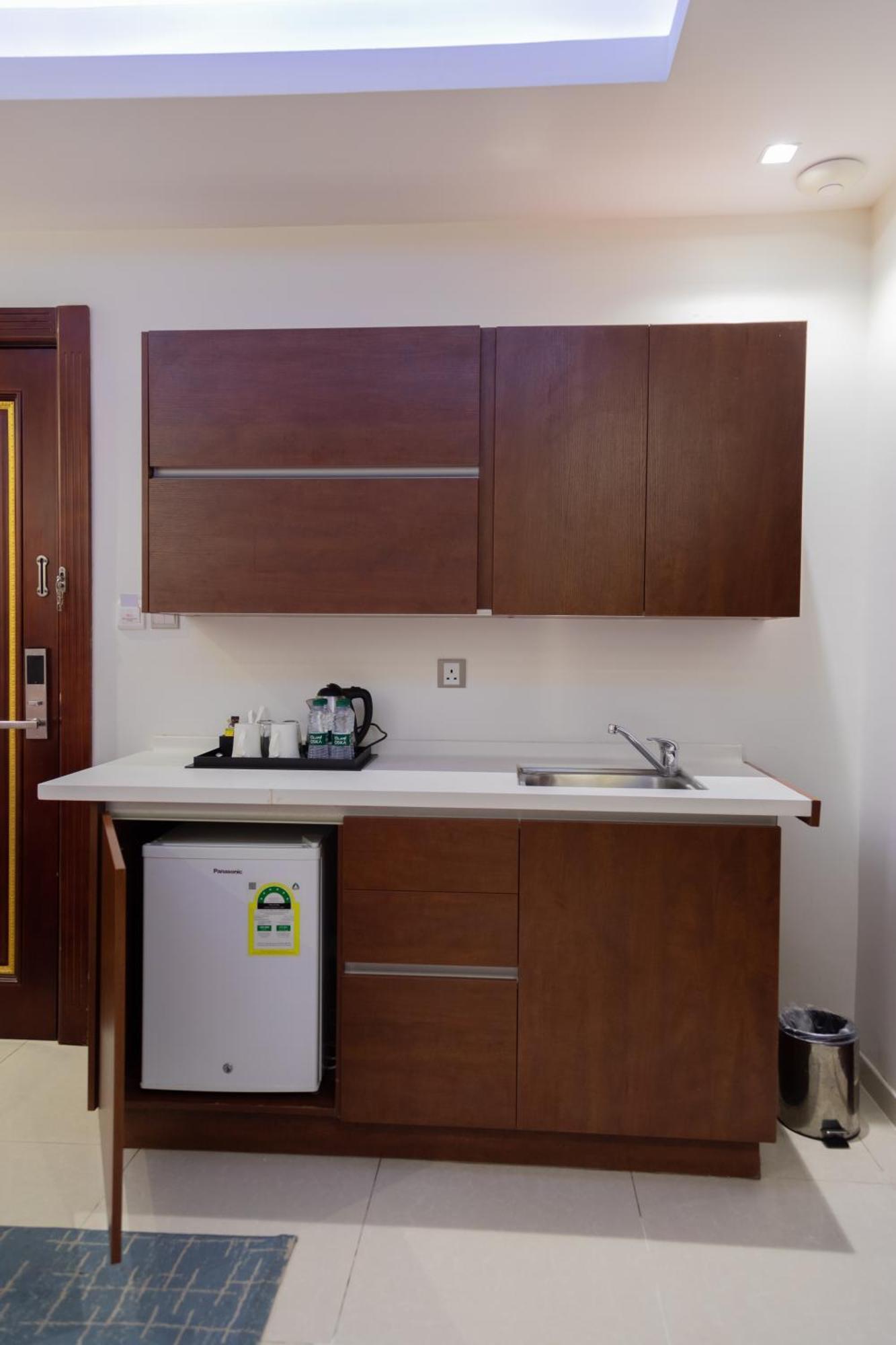 Carawan Hotel 3*