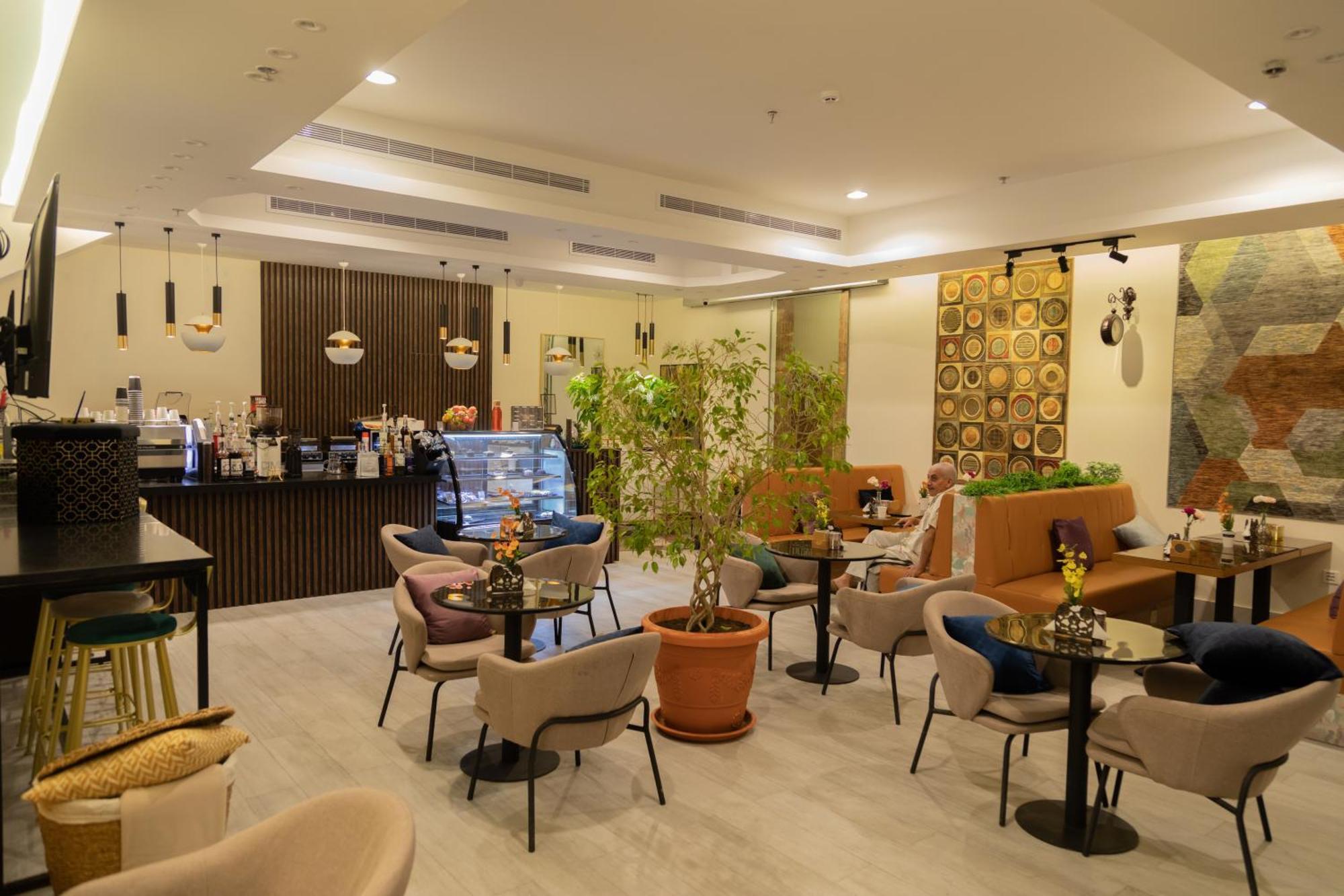 Carawan Hotel 3*